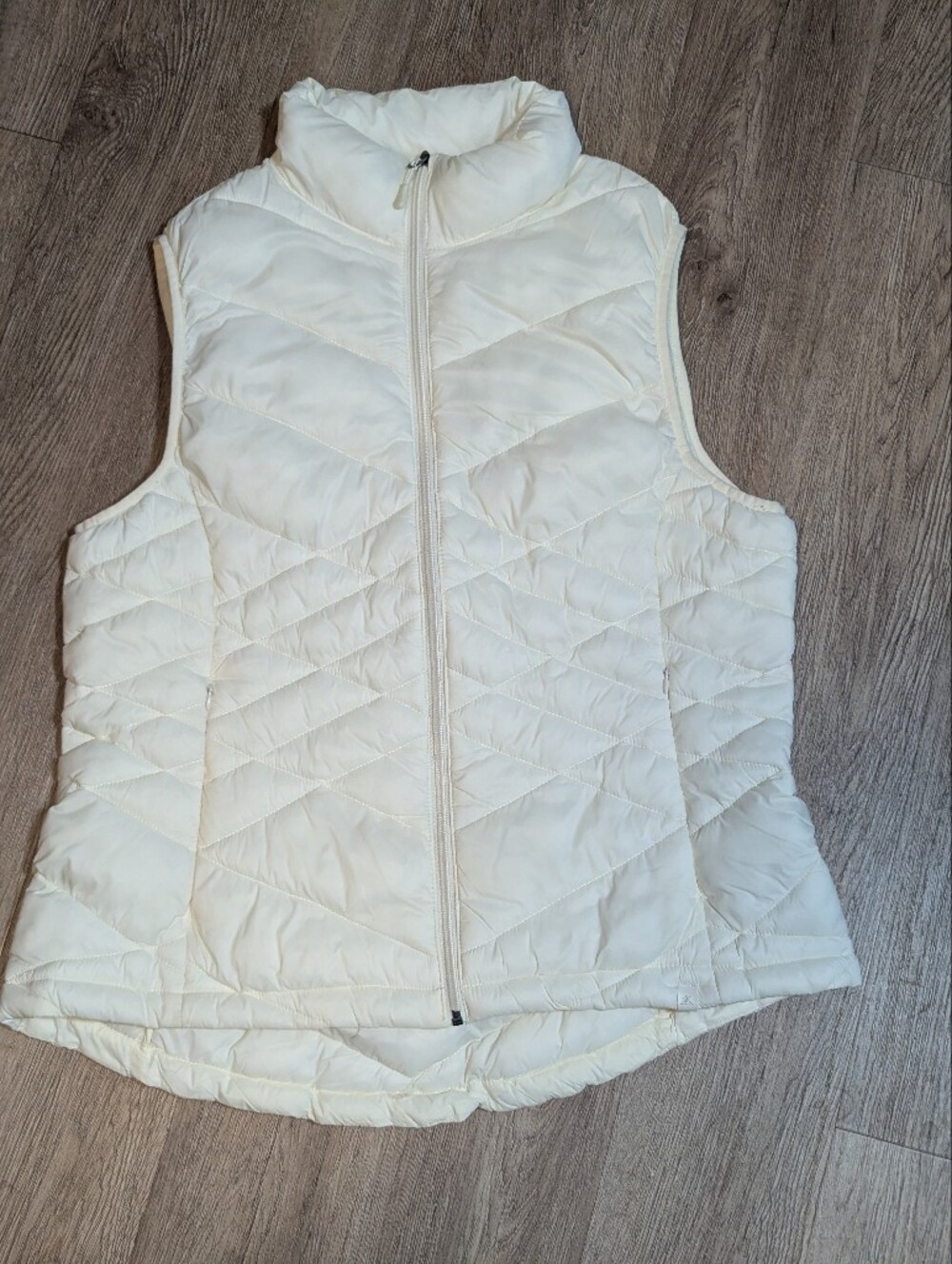 ZeroXposur Cream Quilted Puffer Vest Color Pearl